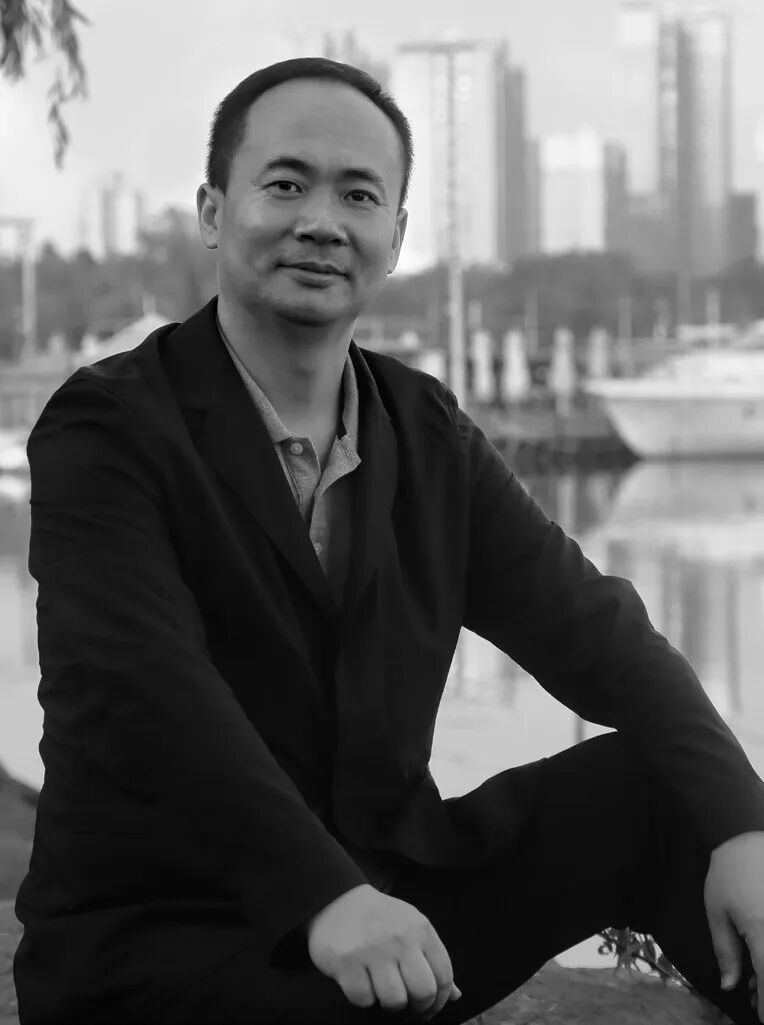 王翔 | “永和永和”2025永和书社艺术展艺术家照片 王翔 | “永和永和”2025永和书社艺术展艺术家照片