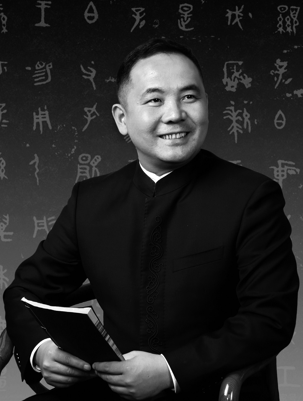 晏晓斐 | “永和永和”2025永和书社艺术展艺术家照片 晏晓斐 | “永和永和”2025永和书社艺术展艺术家照片