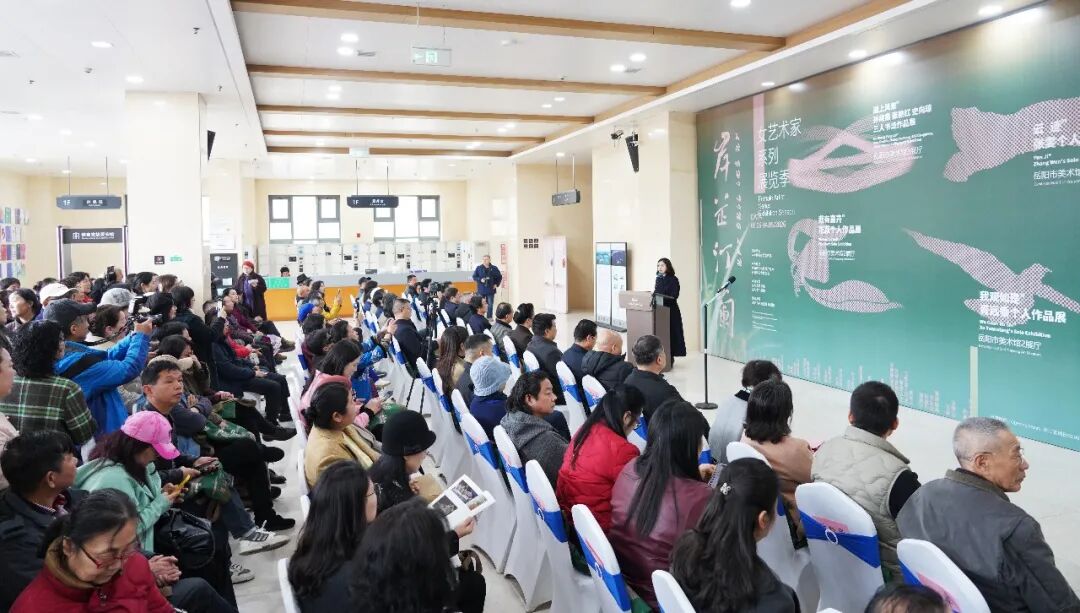 女艺术家系列展览季① | 湖上风来——孙晓霞、张艳红、史向琼三人书法作品展